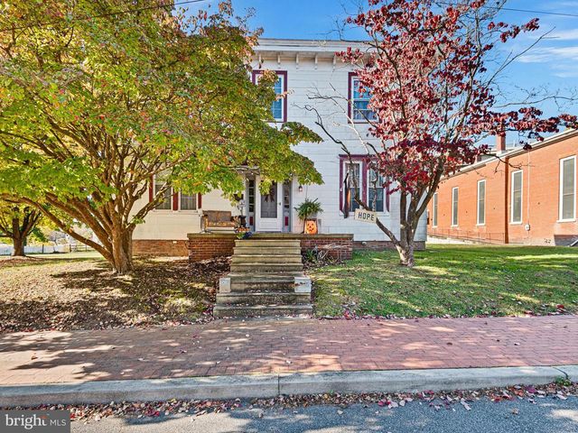 120 N MAIN ST, Saint Georges, DE 19733