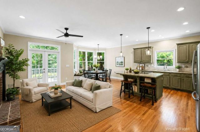 707 Inverness Way, Canton, GA 30115
