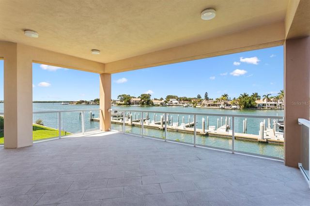 44 BAYVIEW COURT S A, St Petersburg, FL 33711