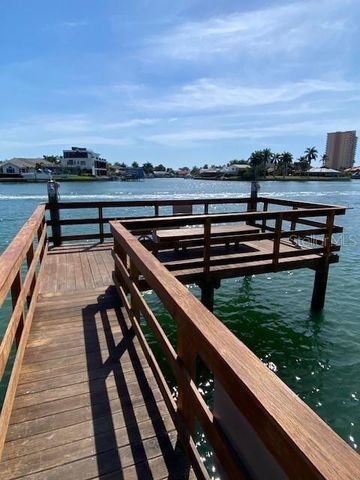 44 BAYVIEW COURT S A, St Petersburg, FL 33711