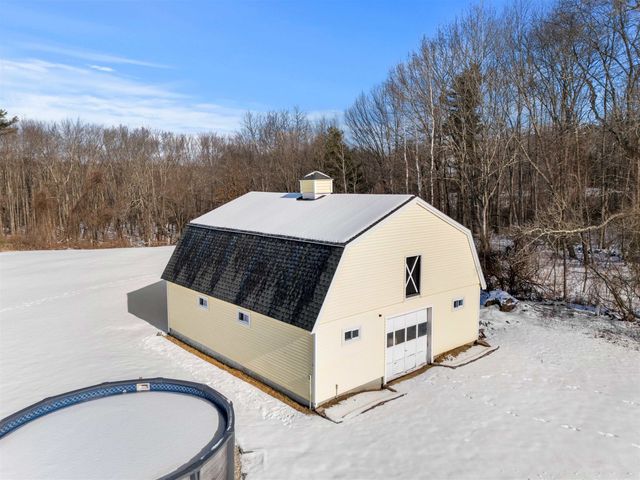 11 Liberty Street, Salem, NH 03079