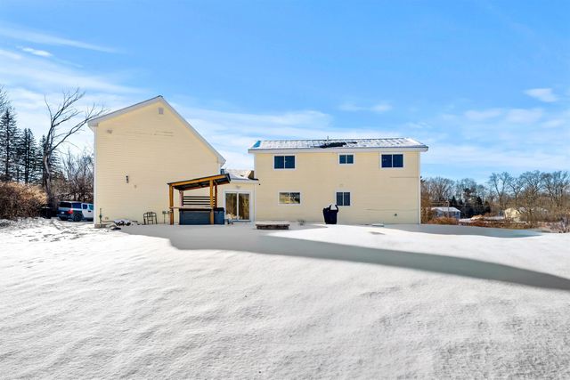 11 Liberty Street, Salem, NH 03079