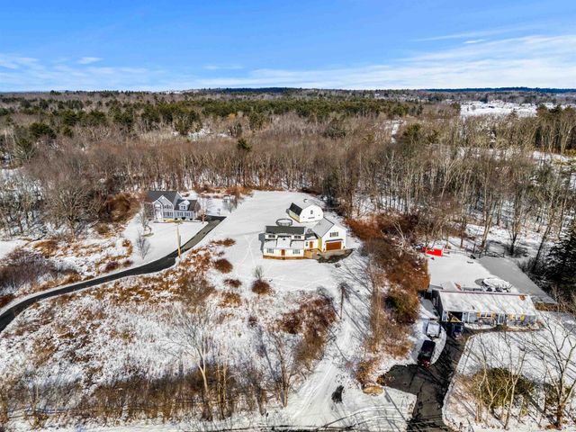 11 Liberty Street, Salem, NH 03079