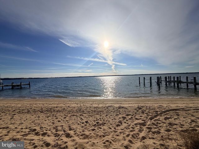 238 LEASON COVE DR, Lusby, MD 20657