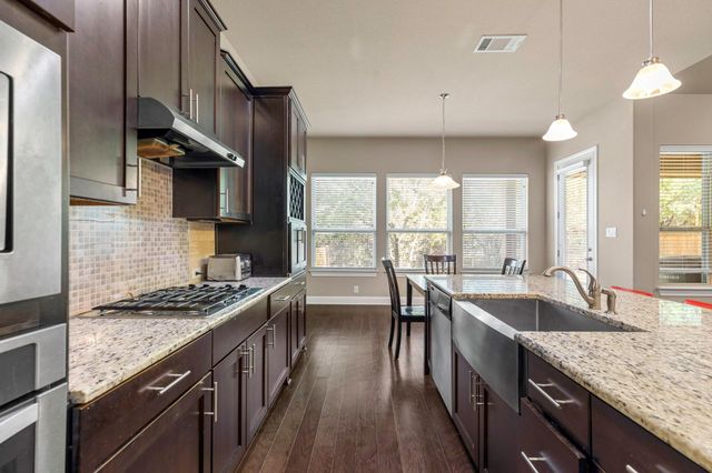 22409 Rock Wren RD, Spicewood, TX 78669