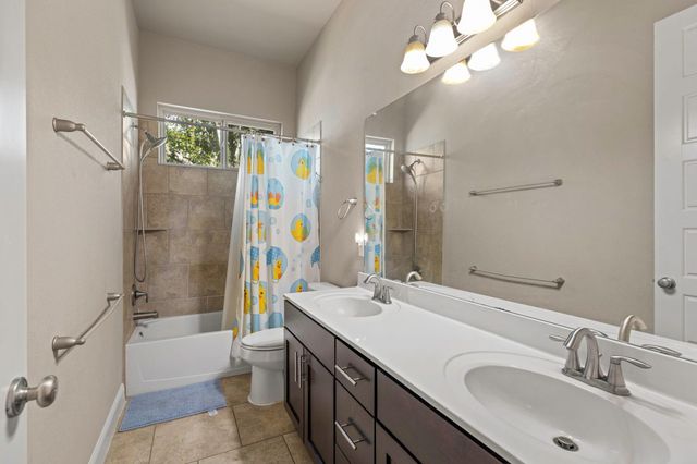 22409 Rock Wren RD, Spicewood, TX 78669