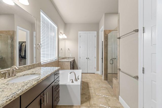 22409 Rock Wren RD, Spicewood, TX 78669