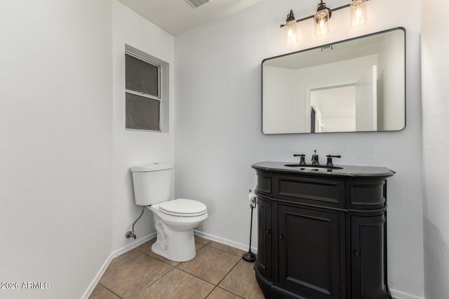 421 S ROBINS Way, Chandler, AZ 85225