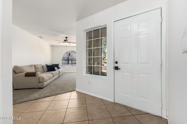 421 S ROBINS Way, Chandler, AZ 85225