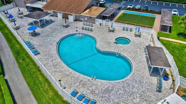 6787 Moonlit Drive, Delray Beach, FL 33446