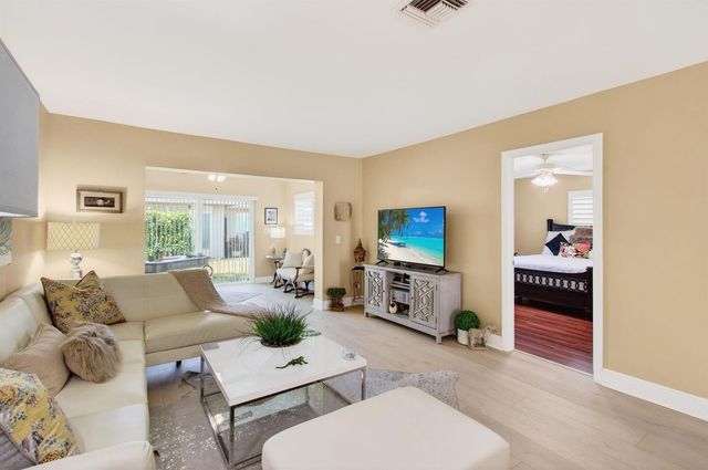 6787 Moonlit Drive, Delray Beach, FL 33446