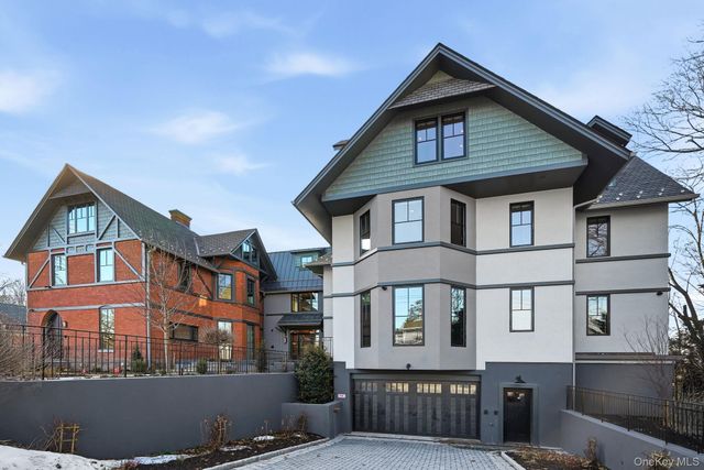 34 Clinton Avenue 3, Dobbs Ferry, NY 10522