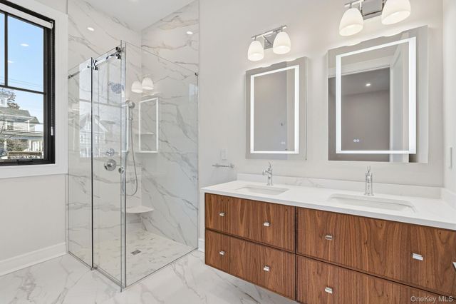 34 Clinton Avenue 3, Dobbs Ferry, NY 10522