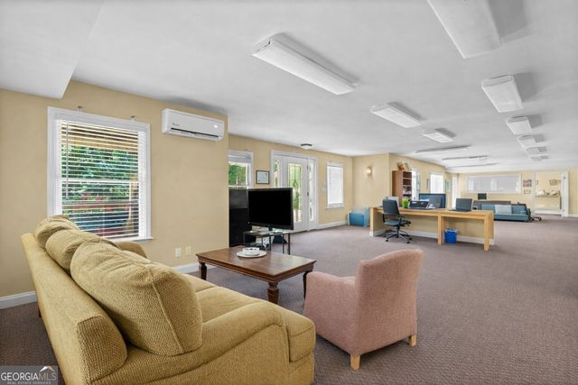 1530 Woodstock Road, Roswell, GA 30075