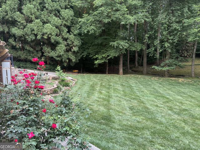1530 Woodstock Road, Roswell, GA 30075