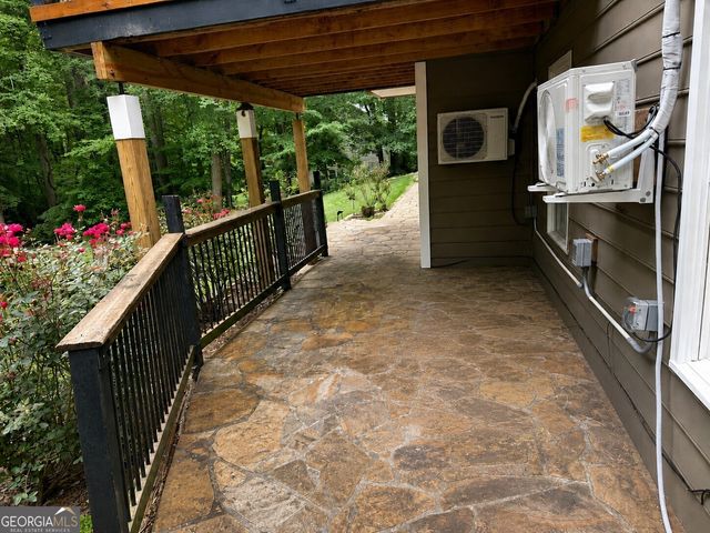 1530 Woodstock Road, Roswell, GA 30075