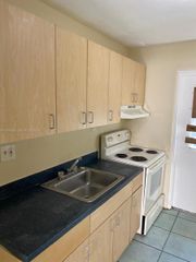 1319 NW 60th St 5, Miami, FL 33142