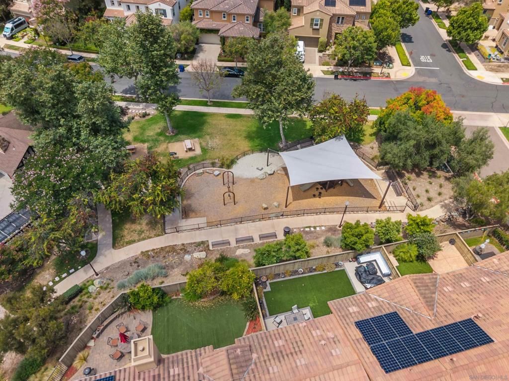 Image 16 of property listing at 8522 Old Stonefield Chase, San Diego, CA 92127