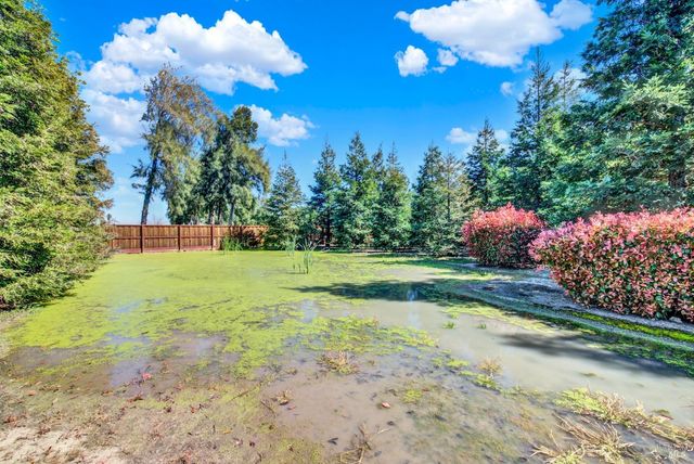 5050 Melissa Ln, Vacaville, CA 95688