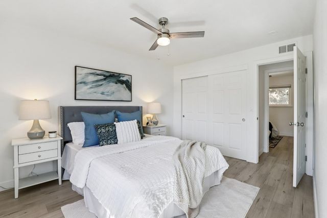 8321 Villaview Dr, Citrus Heights, CA 95621