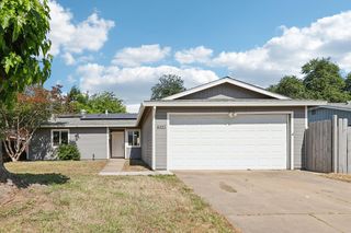 8321 Villaview Dr, Citrus Heights, CA 95621
