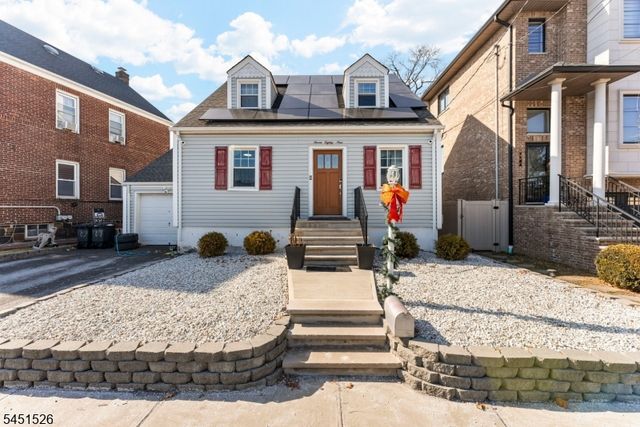 789 Harvard Pl, Cliffside Park Boro, NJ 07010