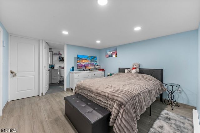 789 Harvard Pl, Cliffside Park Boro, NJ 07010