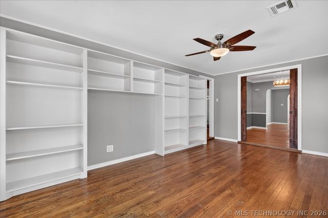 2054 SE DEWEY Avenue, Bartlesville, OK 74003