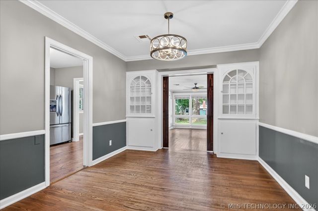 2054 SE DEWEY Avenue, Bartlesville, OK 74003