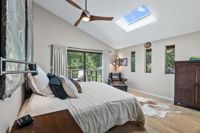 21 Kite Hill Road, Santa Cruz, CA 95060