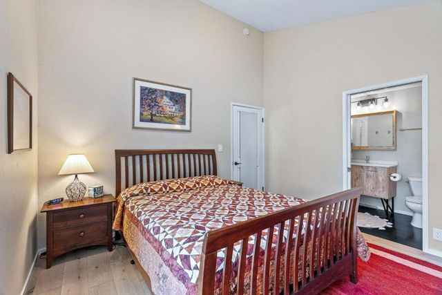 21 Kite Hill Road, Santa Cruz, CA 95060