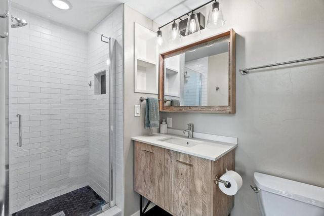 21 Kite Hill Road, Santa Cruz, CA 95060