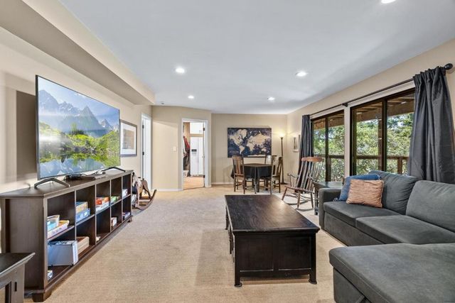 21 Kite Hill Road, Santa Cruz, CA 95060