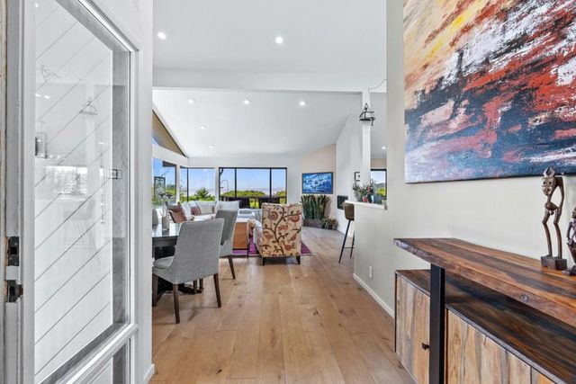 21 Kite Hill Road, Santa Cruz, CA 95060