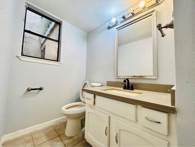 11411 Harwin Drive 6, Houston, TX 77072