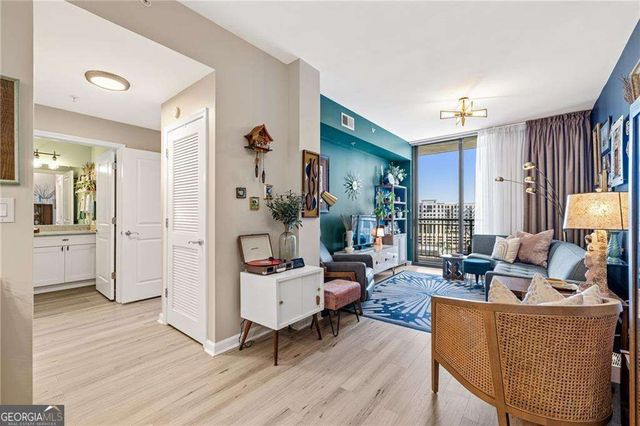 3040 Peachtree Road NW 1013, Atlanta, GA 30305