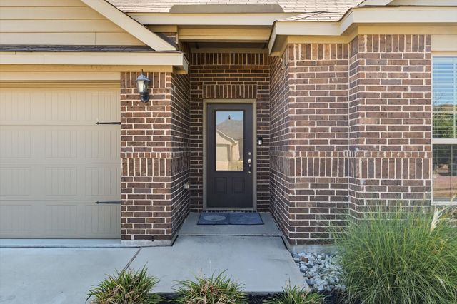 1837 Chesapeake Drive, Crowley, TX 76036