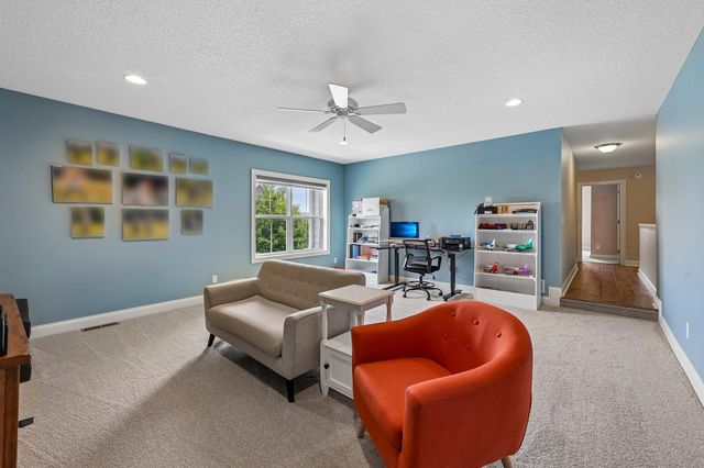 16625 Dynamic Drive, Lakeville, MN 55044