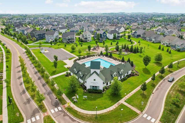 16625 Dynamic Drive, Lakeville, MN 55044