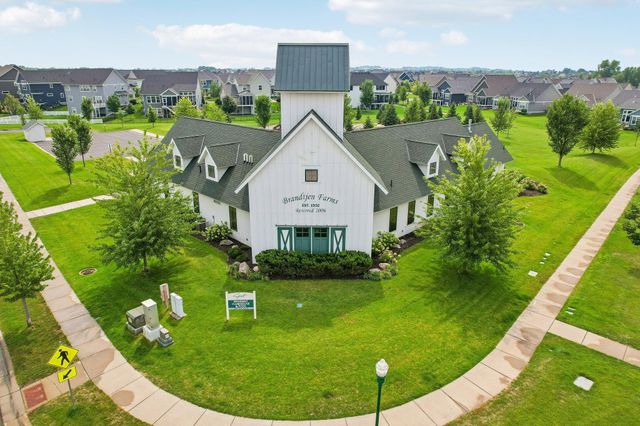 16625 Dynamic Drive, Lakeville, MN 55044