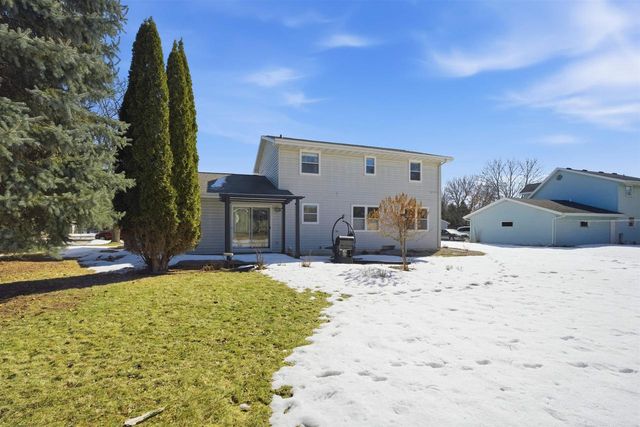 705 S GOLDENROD DRIVE, Appleton, WI 54914