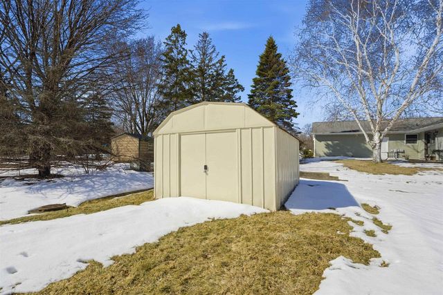 705 S GOLDENROD DRIVE, Appleton, WI 54914