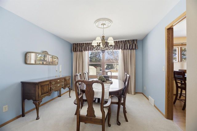 705 S GOLDENROD DRIVE, Appleton, WI 54914