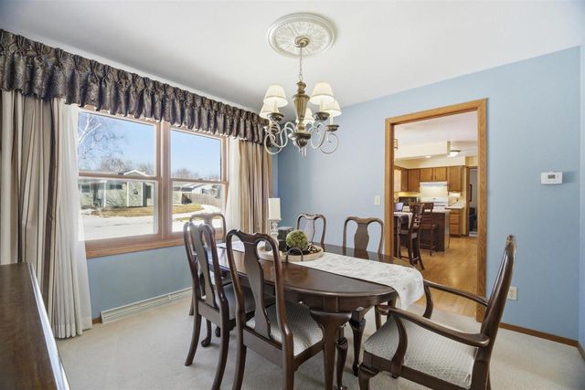 705 S GOLDENROD DRIVE, Appleton, WI 54914