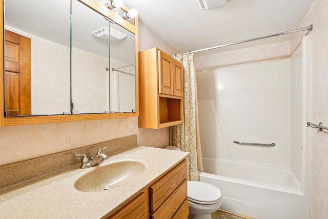 5106 Reed Lane, Waunakee, WI 53597