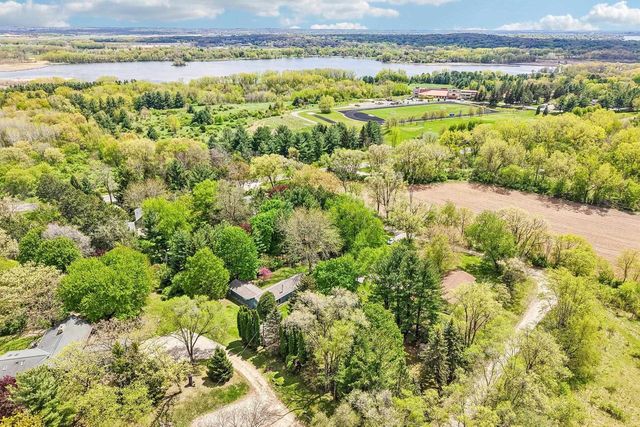 5106 Reed Lane, Waunakee, WI 53597
