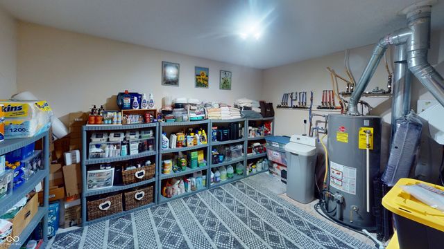 1963 Westminster Place, Columbus, IN 47201