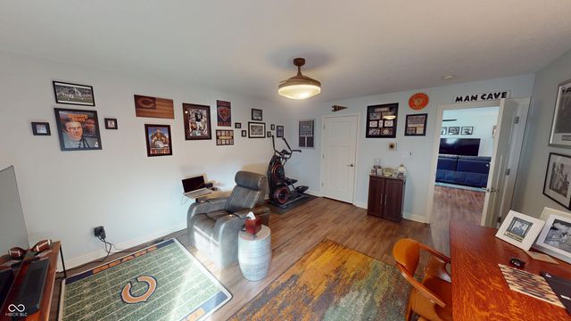 1963 Westminster Place, Columbus, IN 47201