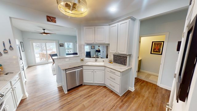 1963 Westminster Place, Columbus, IN 47201