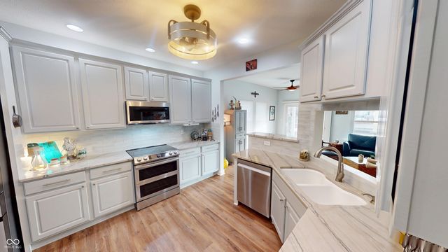 1963 Westminster Place, Columbus, IN 47201